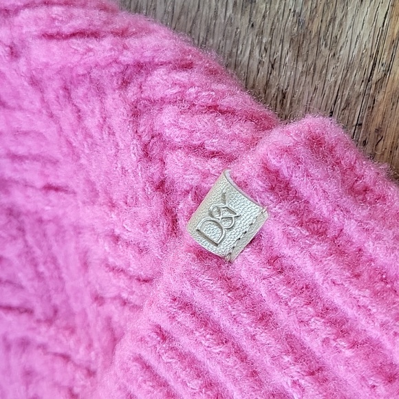 Pink toque winter hat women's hat pink beanie - Picture 2 of 5